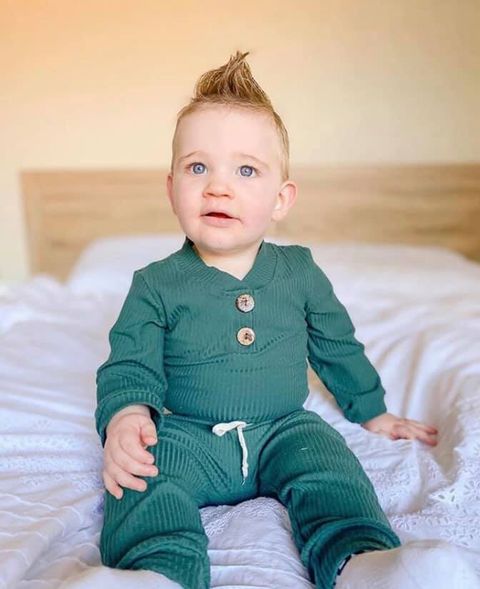 Ribbed Button Outfit