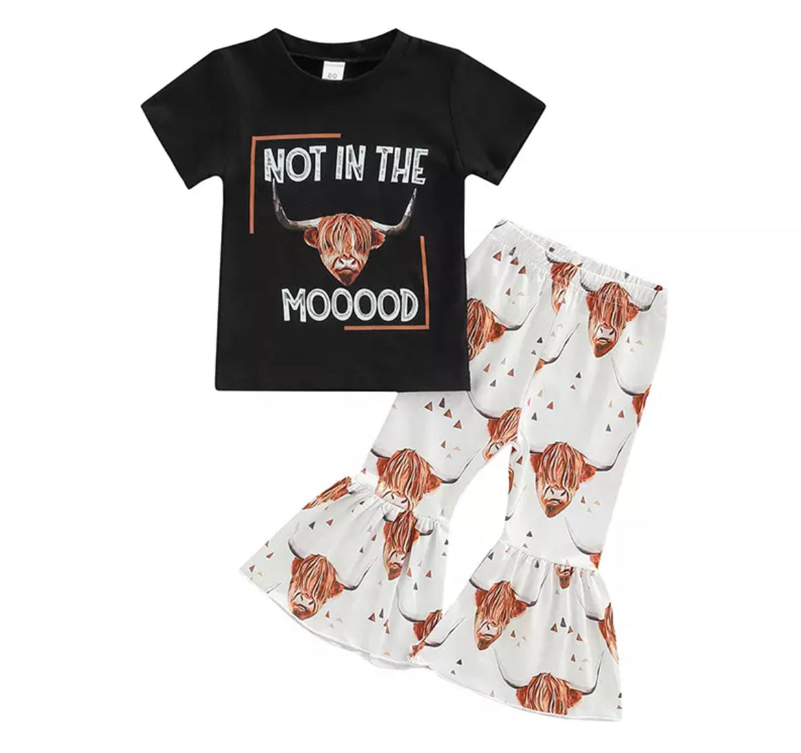 Not In The Moood Outfit