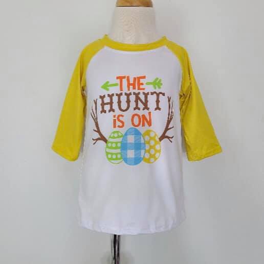 The Hunt is On Raglan Top